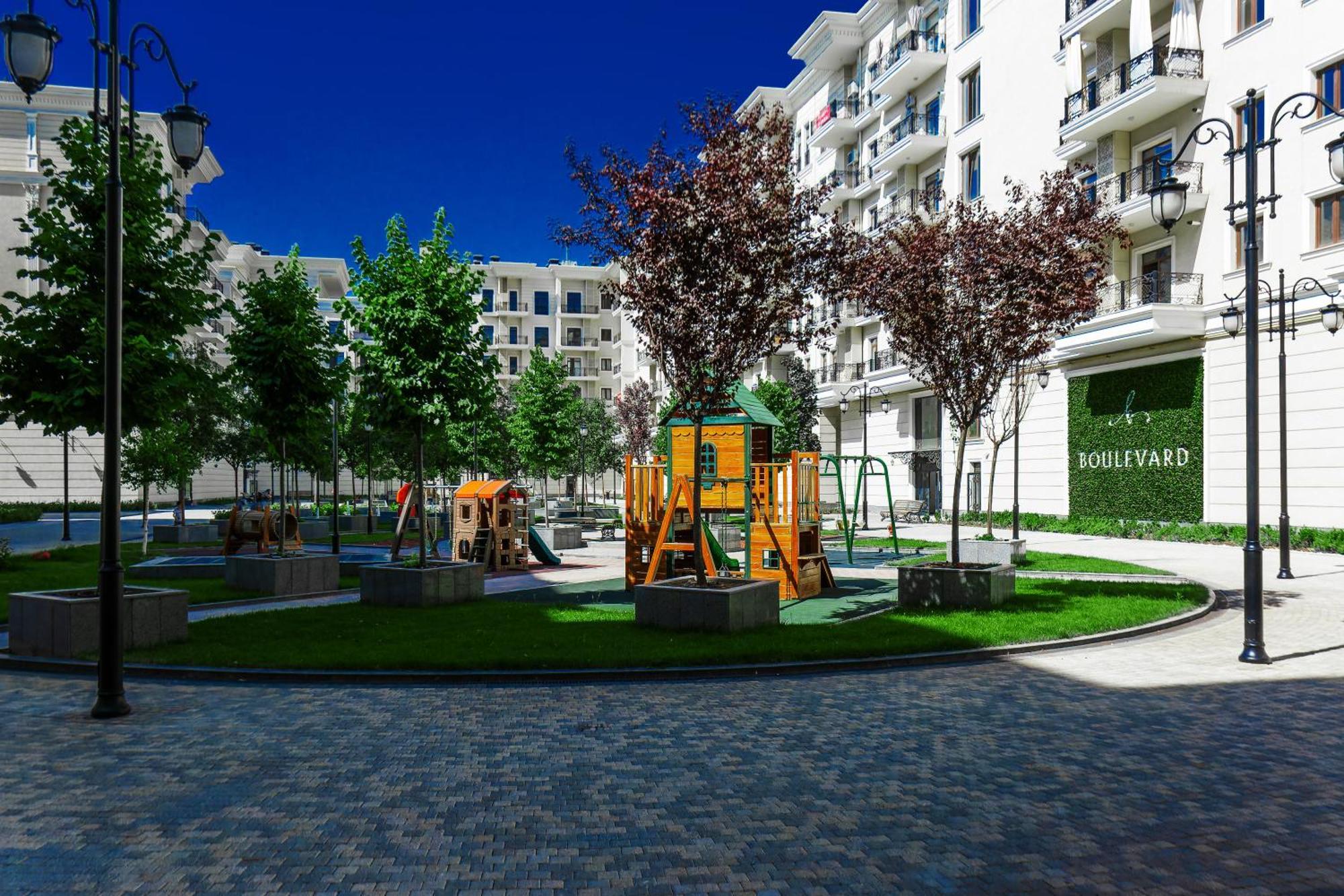 Boulevard 114 Tashkent Ngoại thất bức ảnh